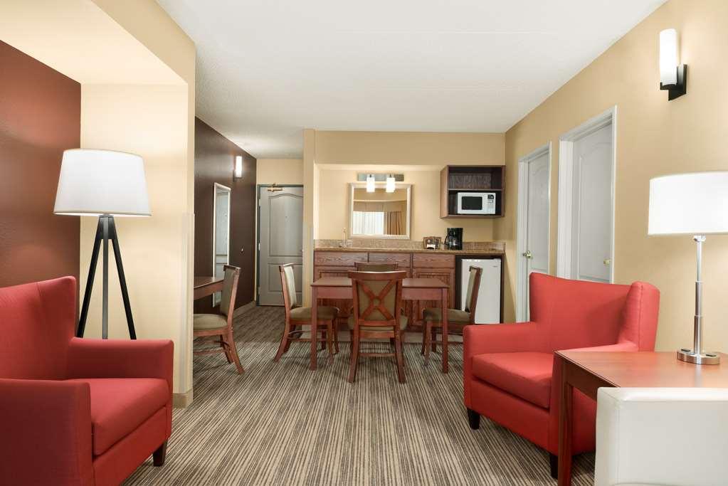 Comfort Inn & Suites St Paul Northeast Vadnais Heights Exteriör bild