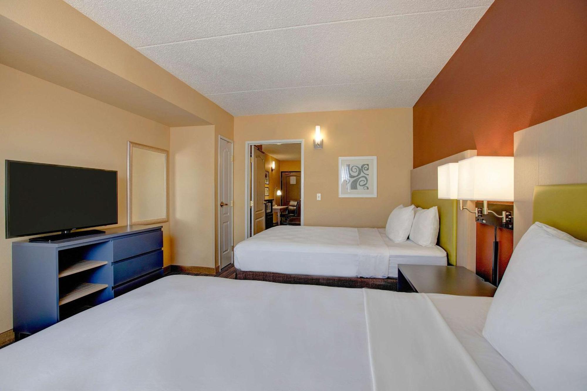 Comfort Inn & Suites St Paul Northeast Vadnais Heights Exteriör bild