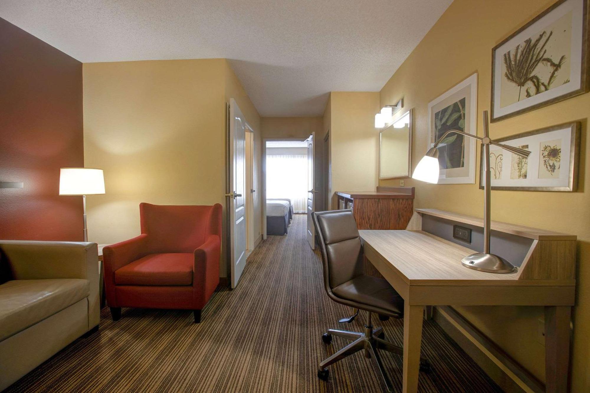 Comfort Inn & Suites St Paul Northeast Vadnais Heights Exteriör bild