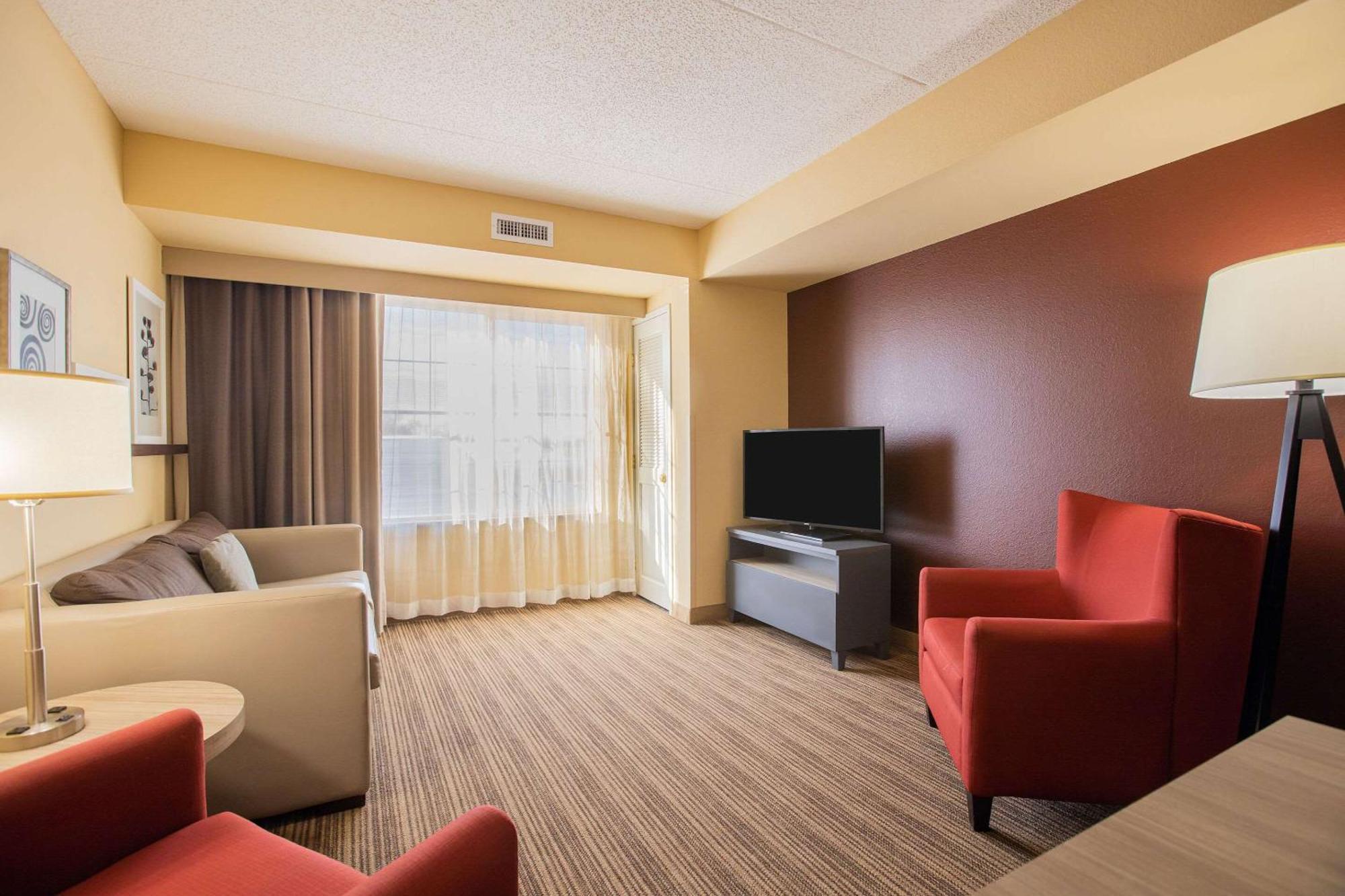 Comfort Inn & Suites St Paul Northeast Vadnais Heights Exteriör bild